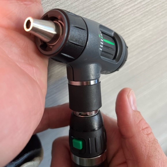 Welch Allyn Diagnostic Set - 97200-MPS - Excellent Condition *Used <5x - Picture 7 of 8